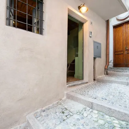 Isola Bella - Via 9 ستريزا